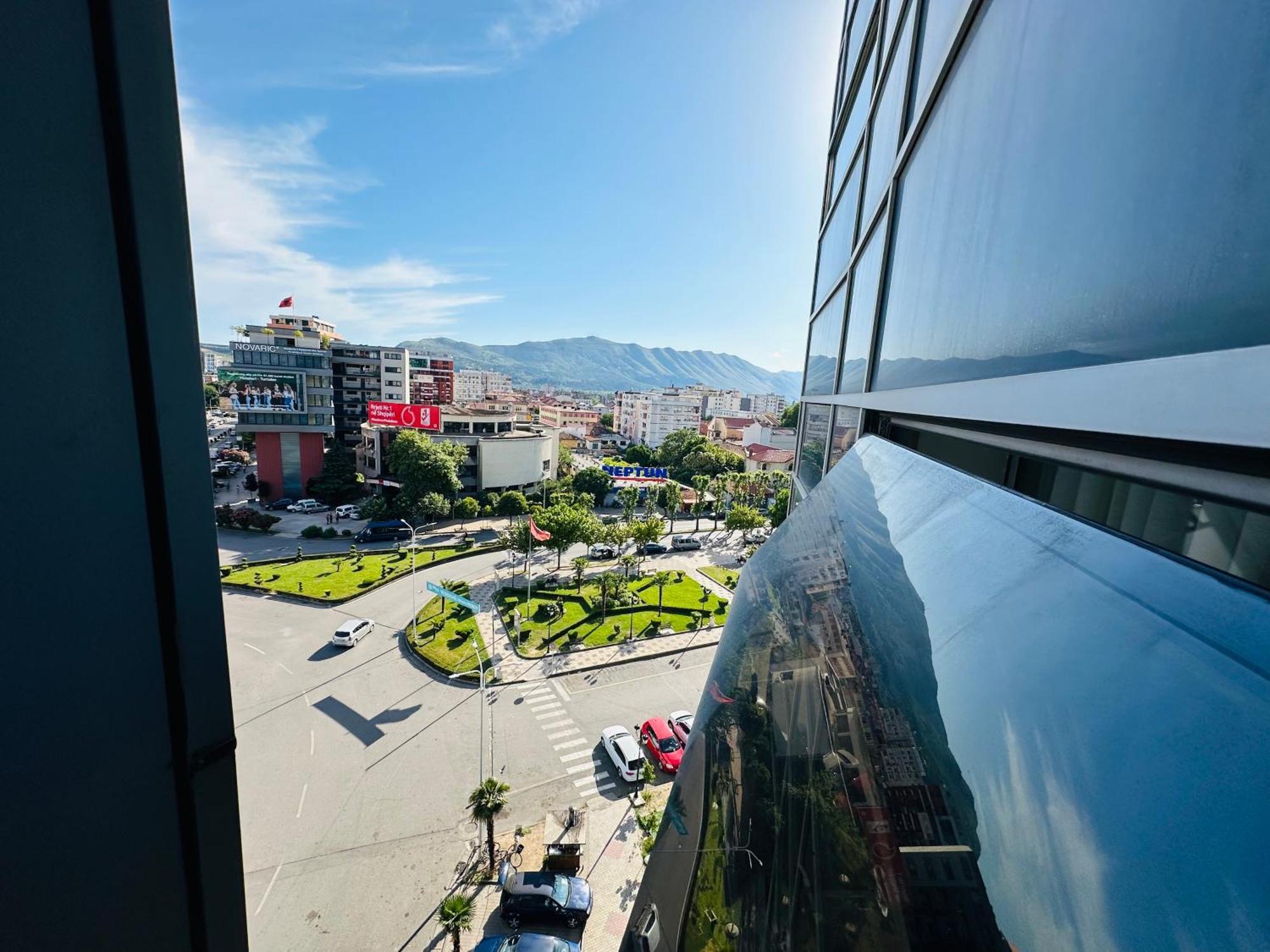 Stay-Five Rooms & Apartments Shkodër 外观 照片