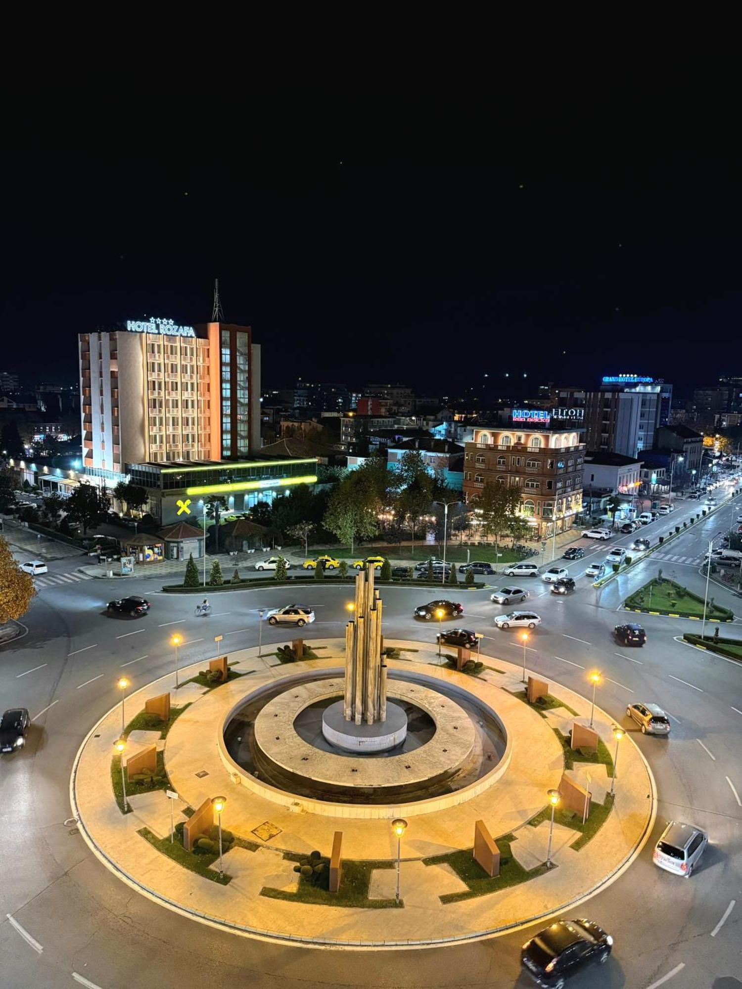 Stay-Five Rooms & Apartments Shkodër 外观 照片