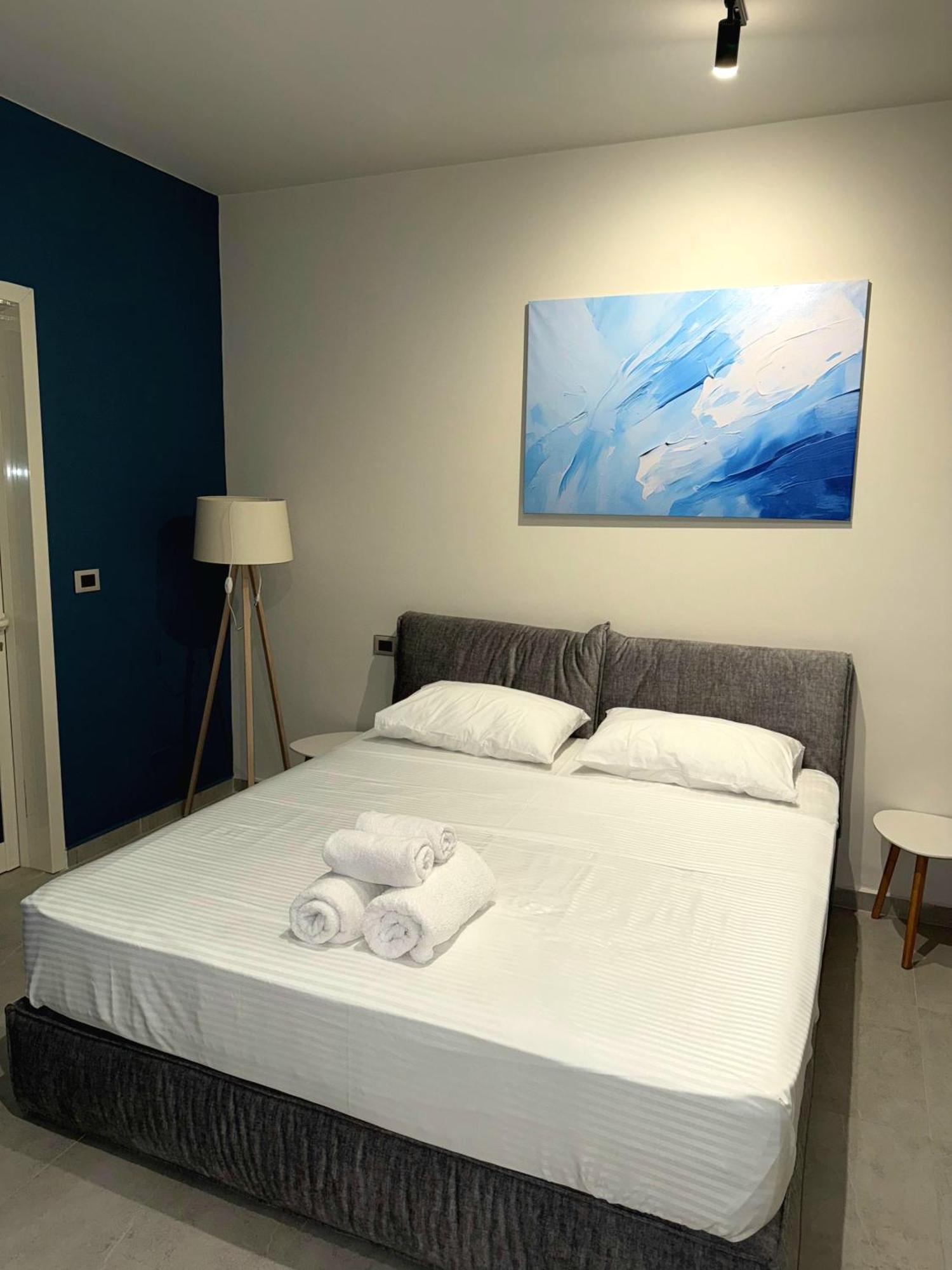 Stay-Five Rooms & Apartments Shkodër 外观 照片