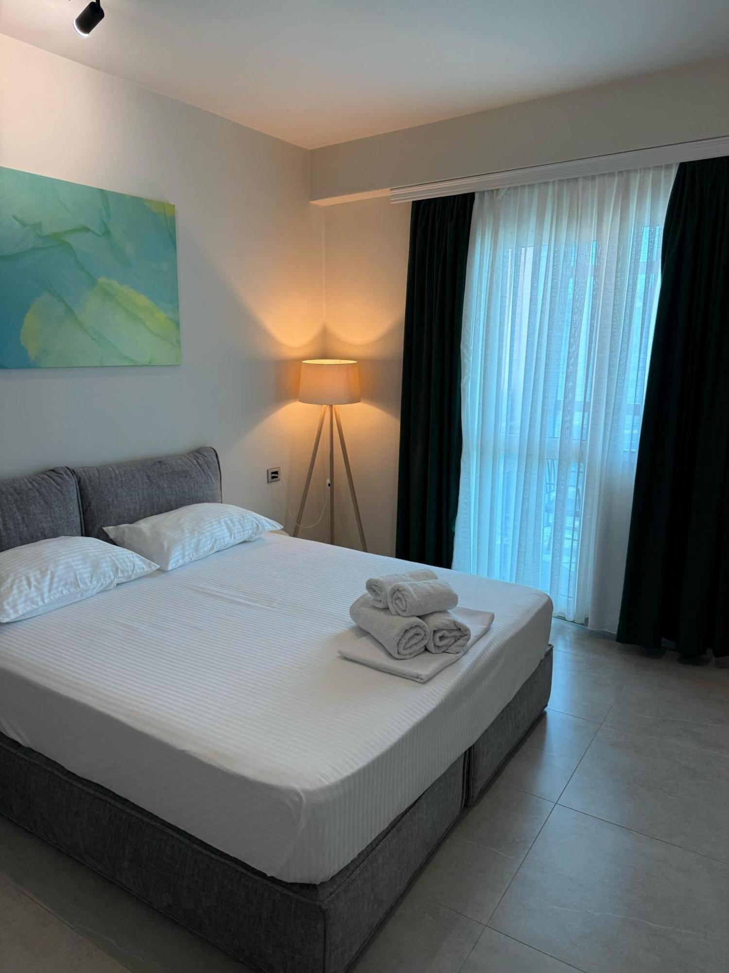 Stay-Five Rooms & Apartments Shkodër 外观 照片